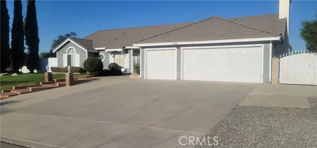 Moreno Valley, CA 92555,27344 Darlene DR