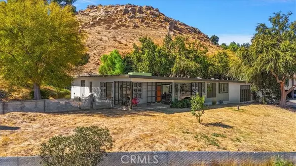 Riverside, CA 92506,3052 Panorama RD