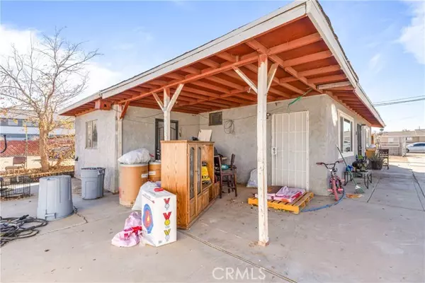 Adelanto, CA 92301,12068 White AVE