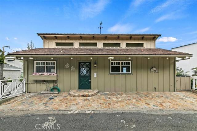 123 Upper Terrace RD, Avalon, CA 90704
