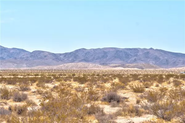 29 Palms, CA 92277,2 Mile RD