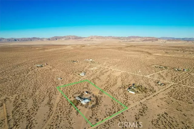 29 Palms, CA 92277,69526 Gemini RD