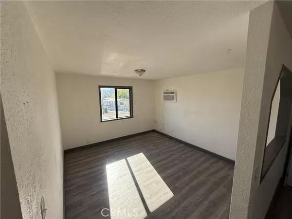 Clearlake, CA 95422,15942 39th AVE