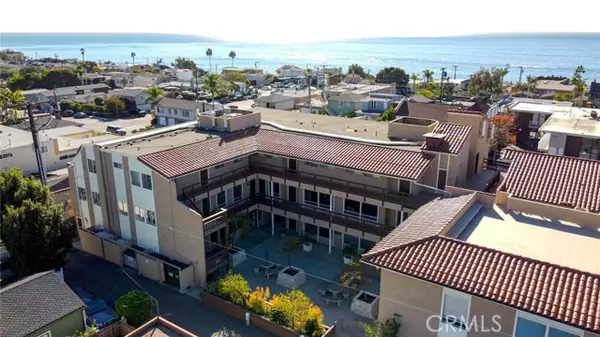 Laguna Beach, CA 92651,920 Glenneyre #T1