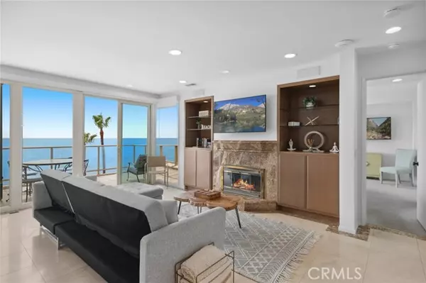 Laguna Beach, CA 92651,915 Gaviota