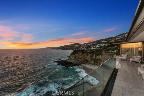 32 N La Senda DR, Laguna Beach, CA 92651