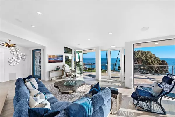 Laguna Beach, CA 92651,594 Cliff DR