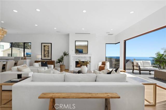 163 Nyes PL, Laguna Beach, CA 92651