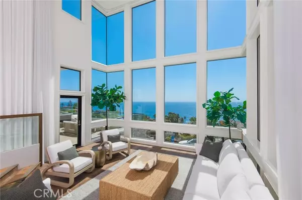 Laguna Beach, CA 92651,2492 Glenneyre ST