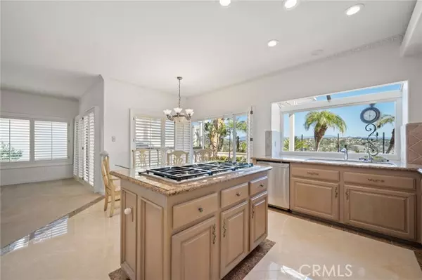 Laguna Niguel, CA 92677,16 Charmony