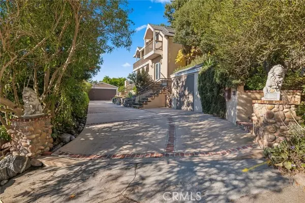 652 Agate ST, Laguna Beach, CA 92651