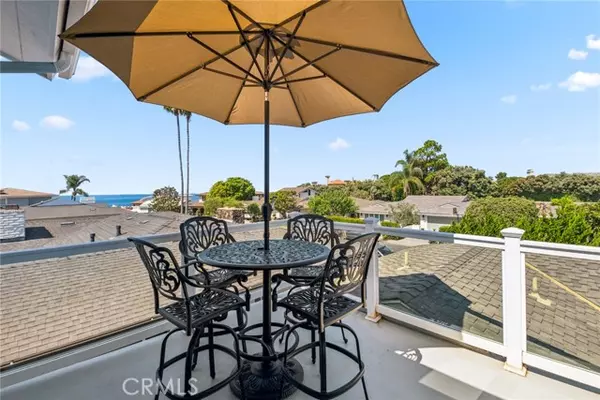 161 Mcknight DR, Laguna Beach, CA 92651