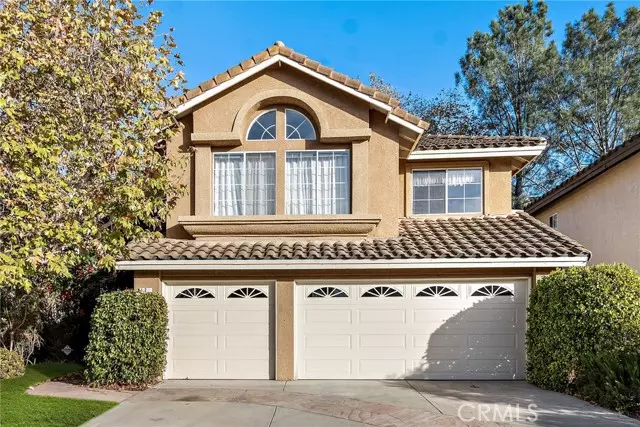 Aliso Viejo, CA 92656,2 Chickadee LN