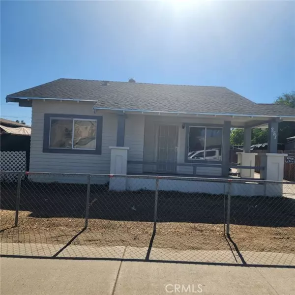 251 W 4th ST, Perris, CA 92570