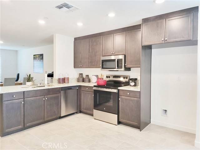 209 Dylan ST, Merced, CA 95341