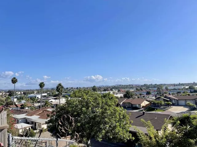 Oceanside, CA 92056,4737 Rising Glen DR