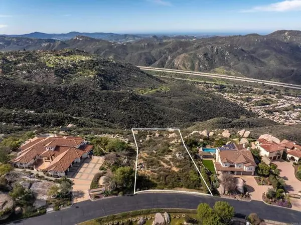 Meadow Glen WAY W, Escondido, CA 92026