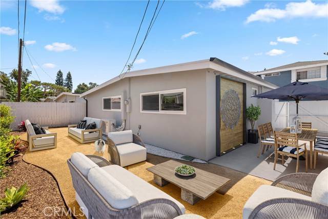 2658 Santa Ana AVE, Costa Mesa, CA 92627