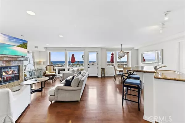 Corona Del Mar, CA 92625,3036 Breakers DR