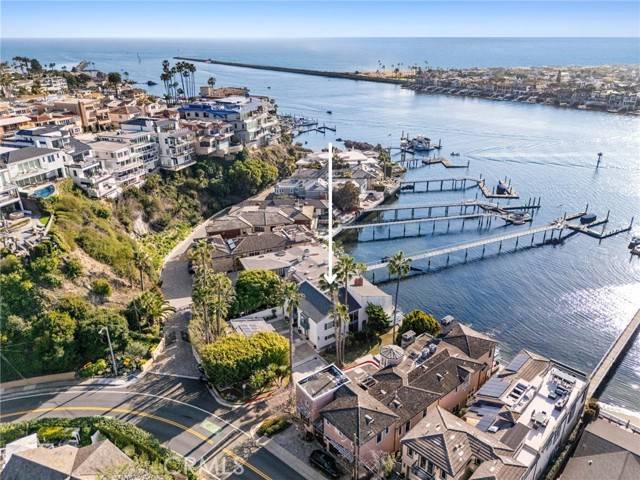 115 Bayside PL #115, Corona Del Mar, CA 92625