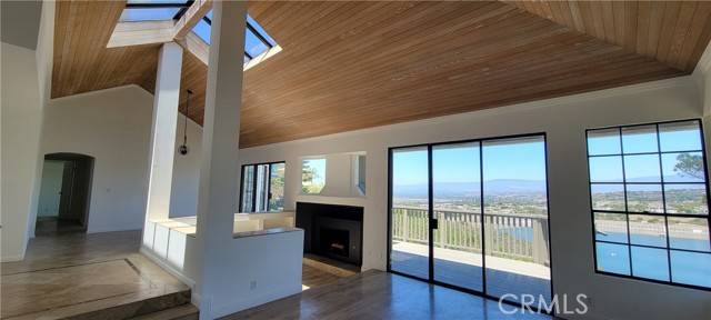 24 Coventry, Newport Beach, CA 92660