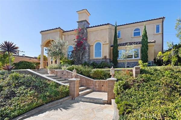 439 Catalina DR, Newport Beach, CA 92663