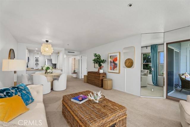 260 Cagney LN #206, Newport Beach, CA 92663