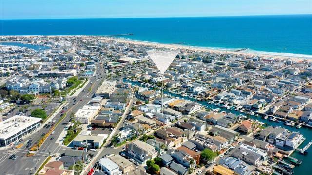504 35th St #1/2, Newport Beach, CA 92663