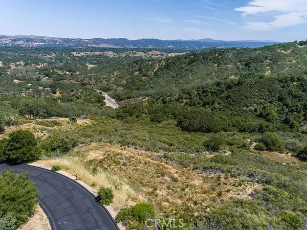 10930 Vista RD, Atascadero, CA 93422