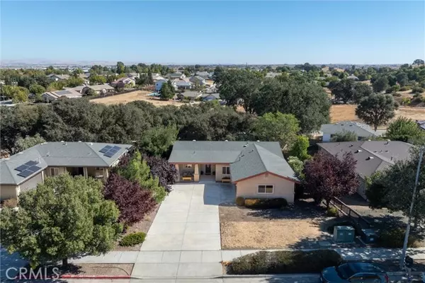 425 Montebello Oaks Dr, Paso Robles, CA 93446