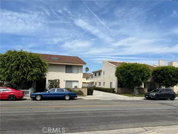 16781 Green Ln., Huntington Beach, CA 92619