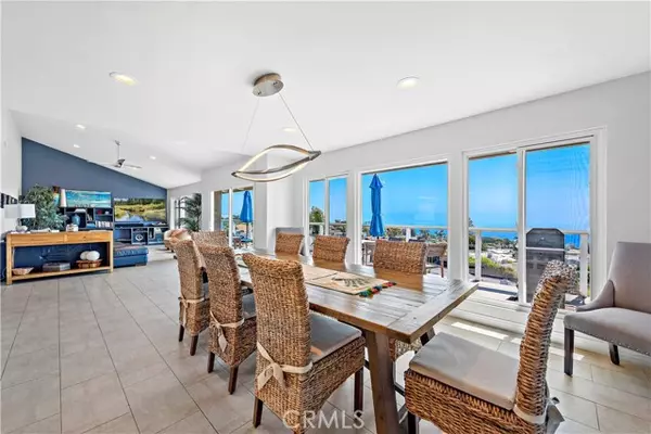 18 N Stonington RD, Laguna Beach, CA 92651