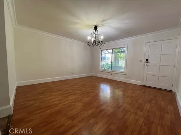 521 S Lyon ST #46, Santa Ana, CA 92701