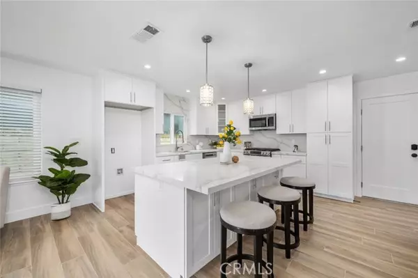 Costa Mesa, CA 92626,3154 Kerry LN