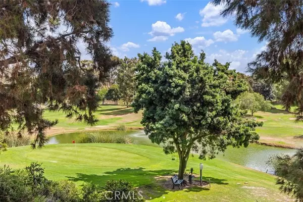 5510 Paseo Del Lago W #1H, Laguna Woods, CA 92637