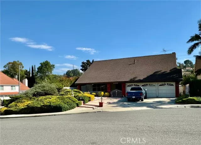 Laguna Hills, CA 92653,24952 Grissom RD