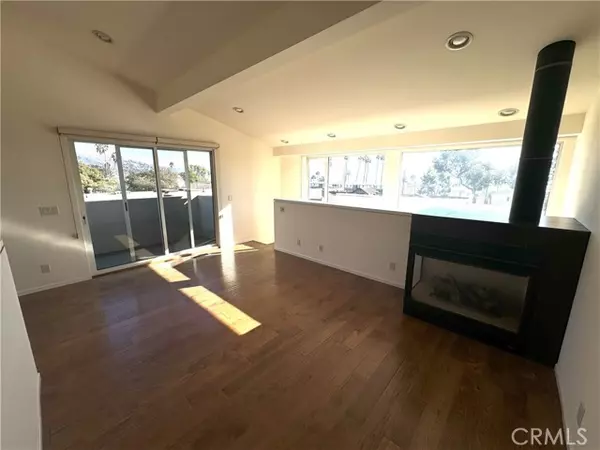 Laguna Beach, CA 92651,353 Cedar Way