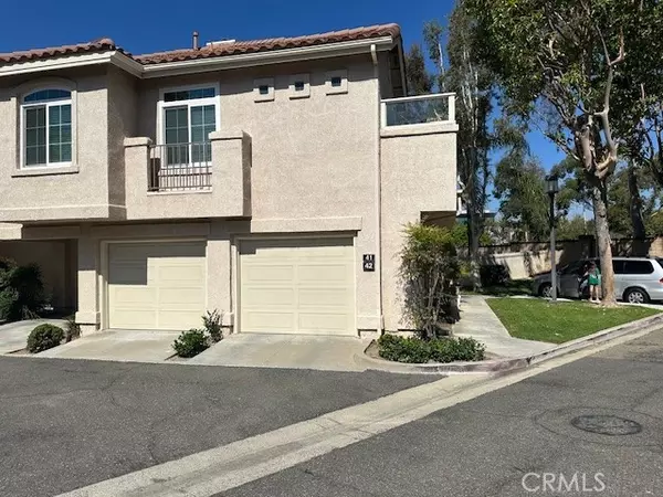 8215 E White Oak #42, Orange, CA 92869