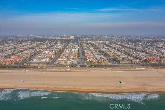 Huntington Beach, CA 92648,305 17th ST