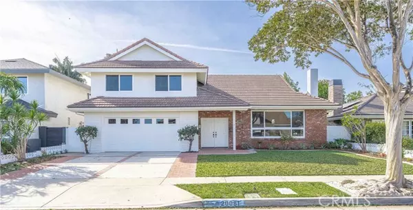 20081 Lawson LN, Huntington Beach, CA 92646