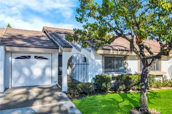 27811 Via Dario, Mission Viejo, CA 92692