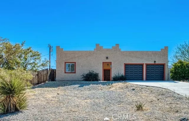 Joshua Tree, CA 92252,61619 Granada DR