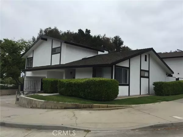 402 Detroit AVE #C, Huntington Beach, CA 92648