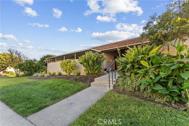 Laguna Woods, CA 92637,2171 Via Mariposa E #N