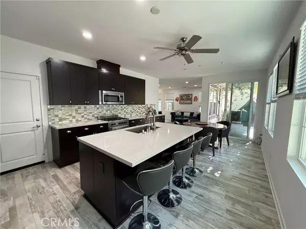 2633 Clarion LN, Costa Mesa, CA 92626