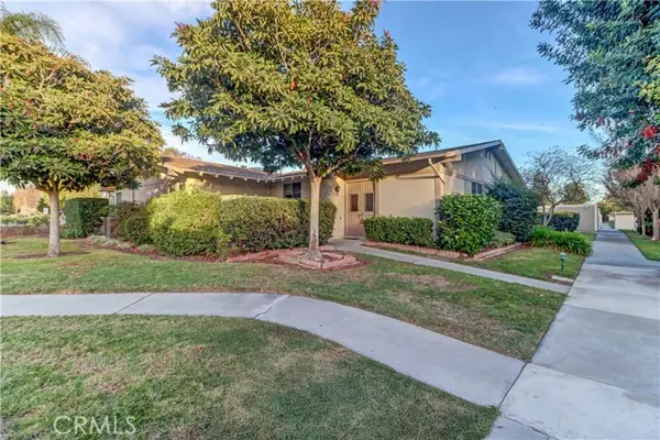 Laguna Woods, CA 92637,703 Ave Sevilla #D