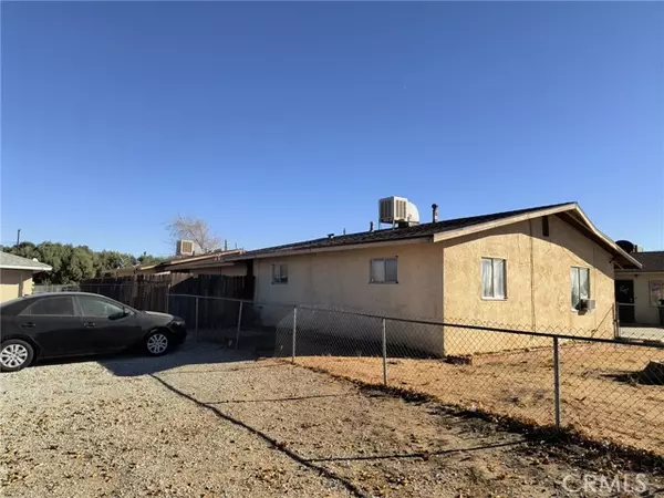 Apple Valley, CA 92308,12947 Navajo RD