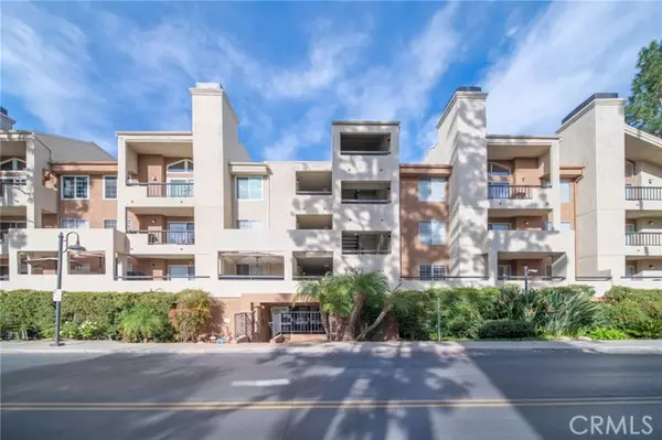 5545 canoga AVE #121, Woodland Hills, CA 91367