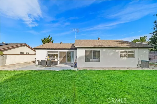 Corona, CA 92879,1572 Evergreen LN