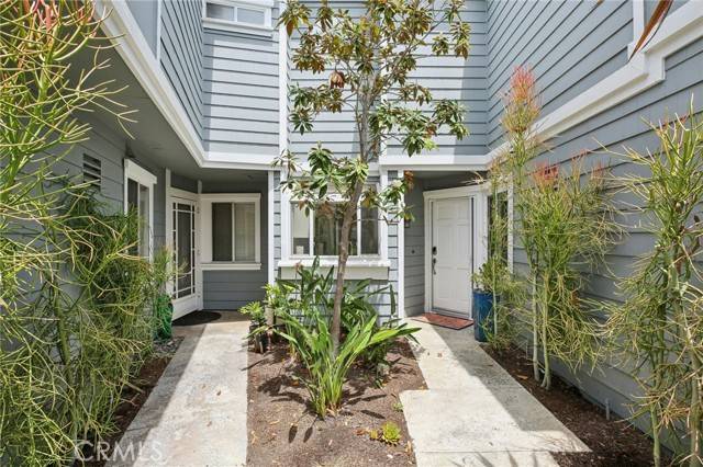 306 San Nicholas Court, Laguna Beach, CA 92651